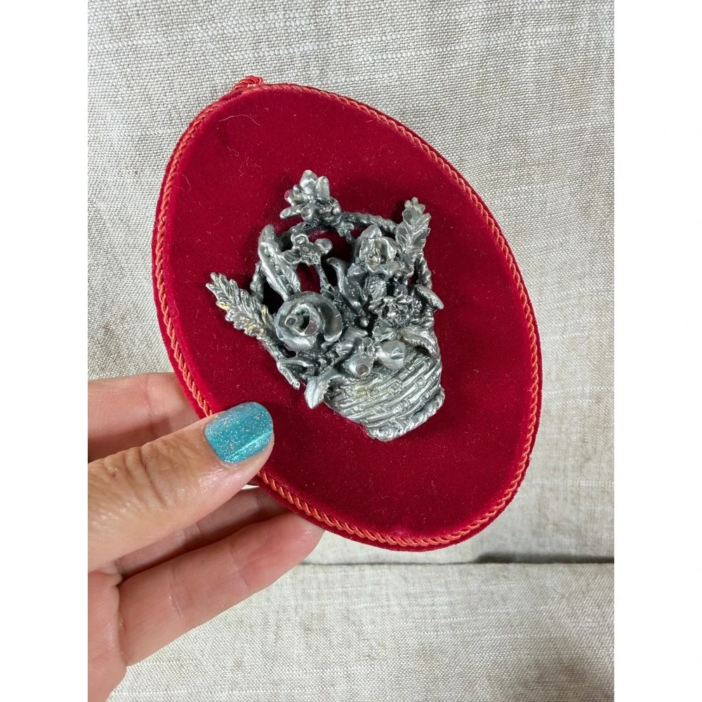 Vintage Pewter Floral Wall Plaques Red Velvet Oval Set of 2 Victorian Decor